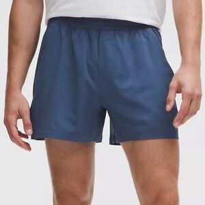 Lululemon Pace Breaker Linerless Short Size Small in Blue Twill NWT $68